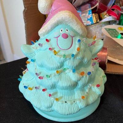 Lot 14 - Christmas Decor and More!