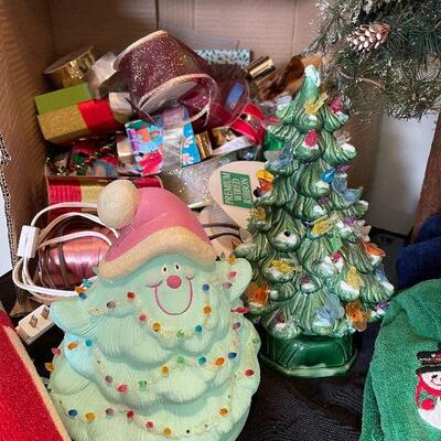 Lot 14 - Christmas Decor and More!