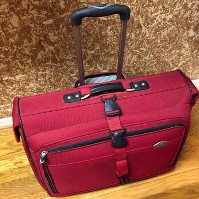 Lot 241 - Luggage & Travel Iron