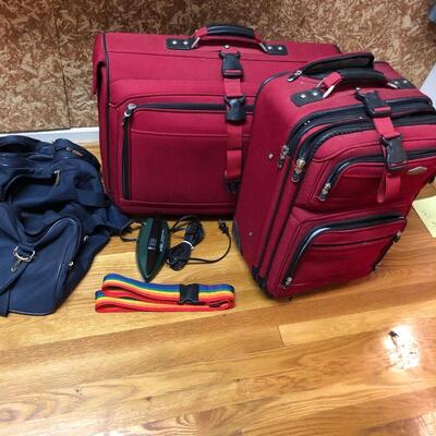 Lot 241 - Luggage & Travel Iron