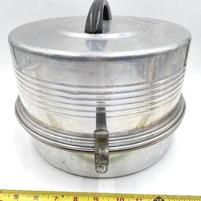 VINTAGE REGAL ALUMINUM PIE & CAKE CARRIER