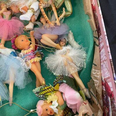 Lot 16 - Hand Crafted Ornaments from the Ashton Drake Galleries 