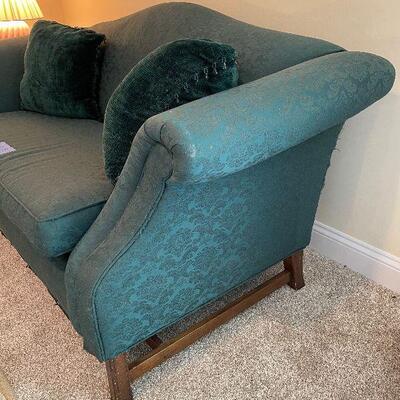 Lot 19 - Vintage Sofa Ensemble