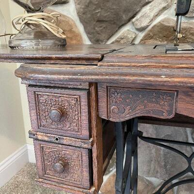 Lot 22 - Antique Minnesota Sewing Machine Ensemble