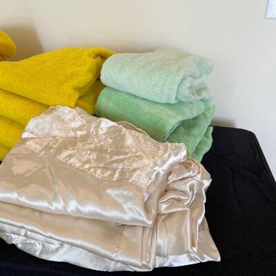Lot 24 - Linens and Towels