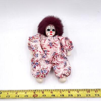 â€œQ-TEE-CLOWNâ€ SMALL HANDMADE CLOWN DOLL