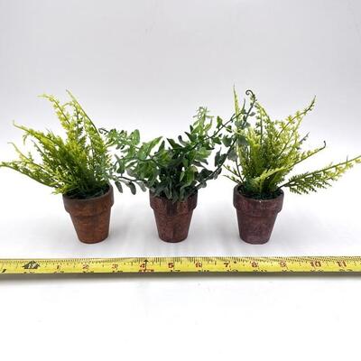 MINI POTTED FAUX FERNS SET OF 3