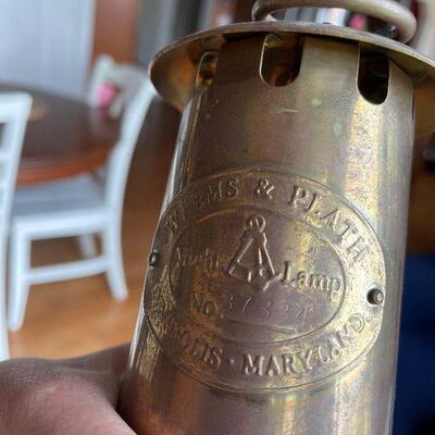 Lot 31 - Antique Home Decor