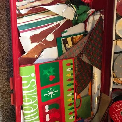 Lot.  19 L:   Gift Wrapping Supplies 