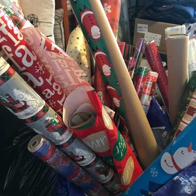Lot.  19 L:   Gift Wrapping Supplies 