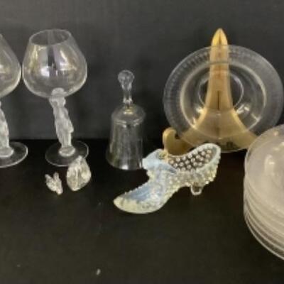 A1024 Bayel Crystal Nude Stem Glasses Berry Goldwater U.S. Senate Bell Fenton Glass Shoe Swarovski Swans