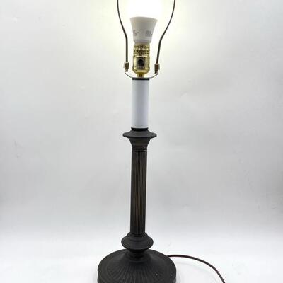 VINTAGE-STYLE LAMP BASE