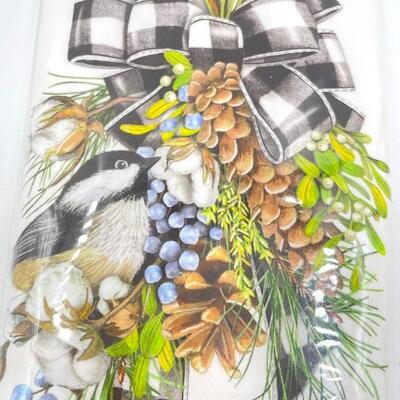 MARY LAKE-THOMPSON BIRD AND BOUQUET TEA TOWL