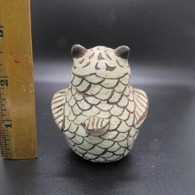 Vintage Native American ZUNI Pottery Owl Bird Figurine Signed Nellie B Bica