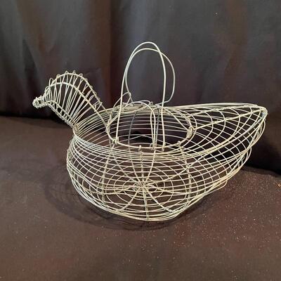 Lot 248 - Vintage Farmhouse Decor