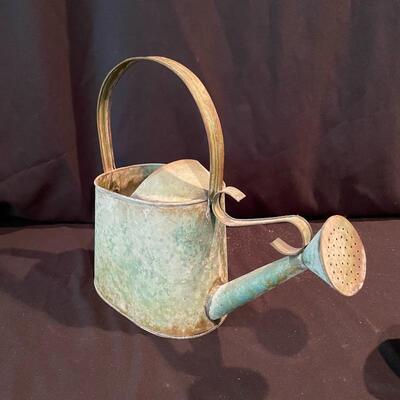 Lot 248 - Vintage Farmhouse Decor