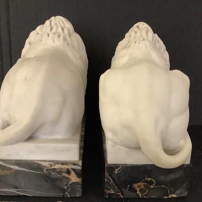B1033 Pair of Composition Lion Bookends with Marble Base