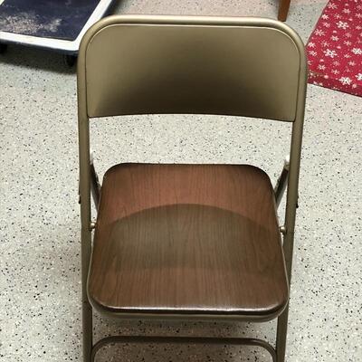 Lot 260 - Four Folding Chairs & Puzzle Center