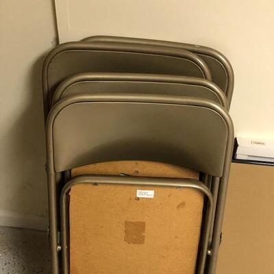 Lot 260 - Four Folding Chairs & Puzzle Center