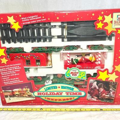HOLIDAY TIME LIMITED EDITION EXPRESS 22 PC CHRISTMAS TRAIN 