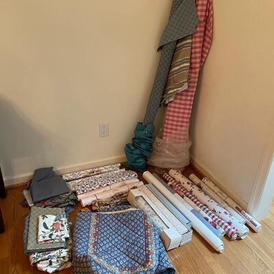 Lot 262 - Upholstery, Wall Paper, Contact Paper