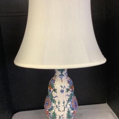 B1035 Pleated Ceramic Lamp with Lampshade