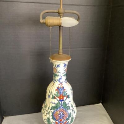B1035 Pleated Ceramic Lamp with Lampshade