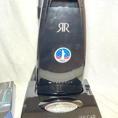 RICCAR VIBRANCE VACUUM CLEANER AND 5 BAGS