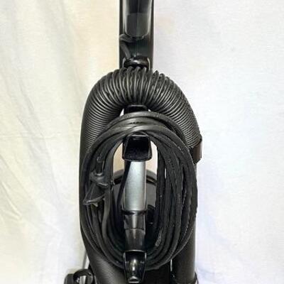 RICCAR VIBRANCE VACUUM CLEANER AND 5 BAGS