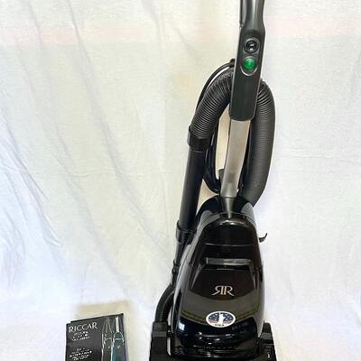 RICCAR VIBRANCE VACUUM CLEANER AND 5 BAGS