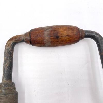 VINTAGE PRIMITIVE HAND CRANK SCREWDRIVER
