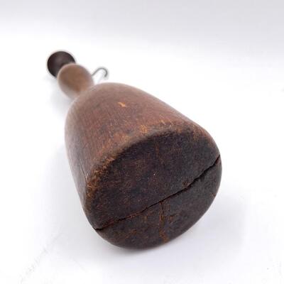 PRIMITIVE-STYLE WOODEN MASHER/PESTLE