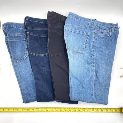 GLORIA VANDERBUILT â€œAMANDAâ€ SIZE 8 WOMENS JEANS