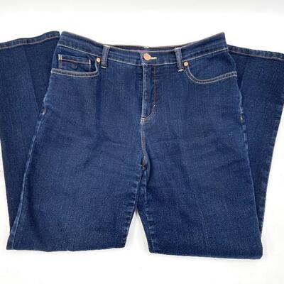 GLORIA VANDERBUILT â€œAMANDAâ€ SIZE 8 WOMENS JEANS