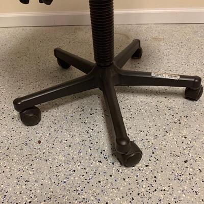 Lot 268 - Office Chair and Lamp