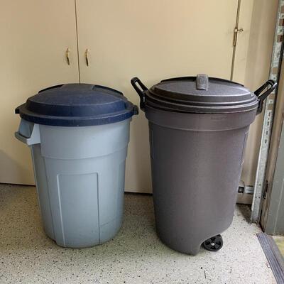Lot 270 - Two Large Rubbermaid Trash Cans
