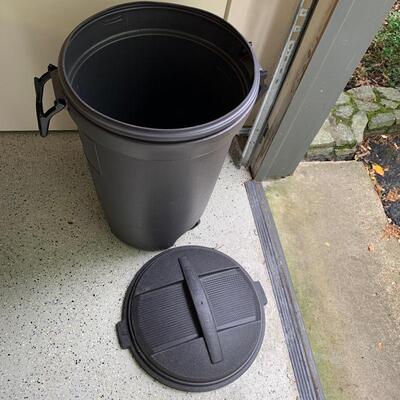 Lot 270 - Two Large Rubbermaid Trash Cans
