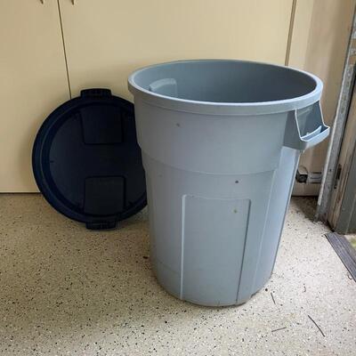 Lot 270 - Two Large Rubbermaid Trash Cans