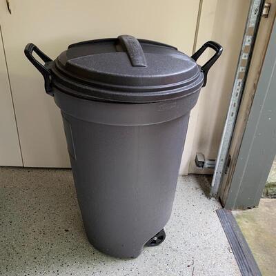 Lot 270 - Two Large Rubbermaid Trash Cans