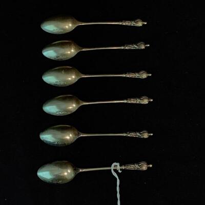 Lot 18 - Set of Six EPNS Apostle Spoons
