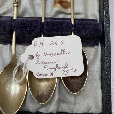Lot 18 - Set of Six EPNS Apostle Spoons