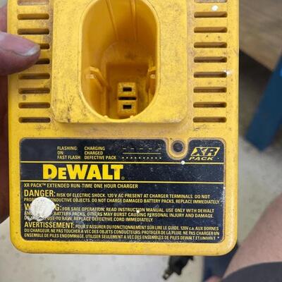 916-DeWalt Canvas Bag-Full of Power Tools