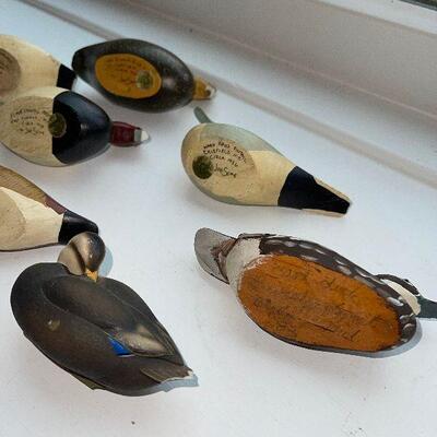 Lot 54 - Miniature Duck Figurines