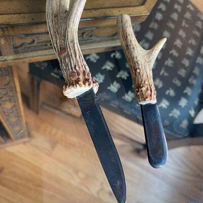 Lot 58 - Antler Spreader and Knife