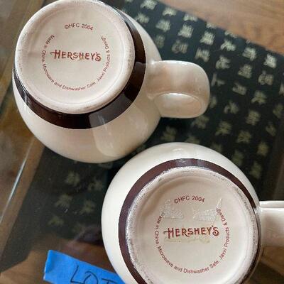 Lot 59 - Hershey's Chocolate Mugs