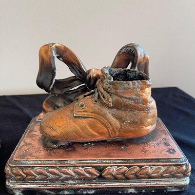 Lot 69 - Home Decor