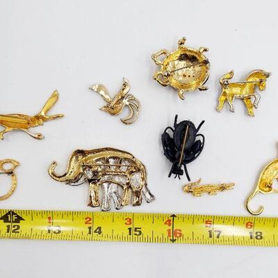 LOTS OF ANIMALS BROOCH / PIN BUNDLE 