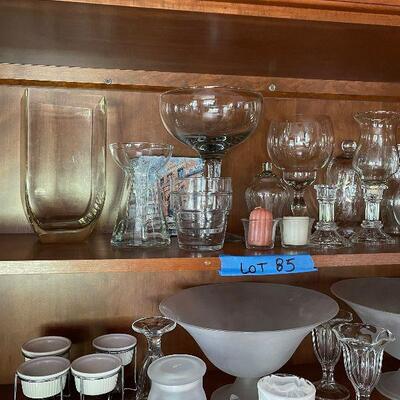 Lot 85 - Glassware
