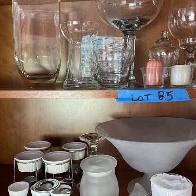 Lot 85 - Glassware