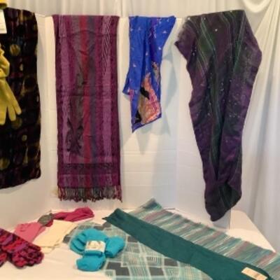 U - 1205 Ladies ClothingLot - Artisan Scarves & Gloves 